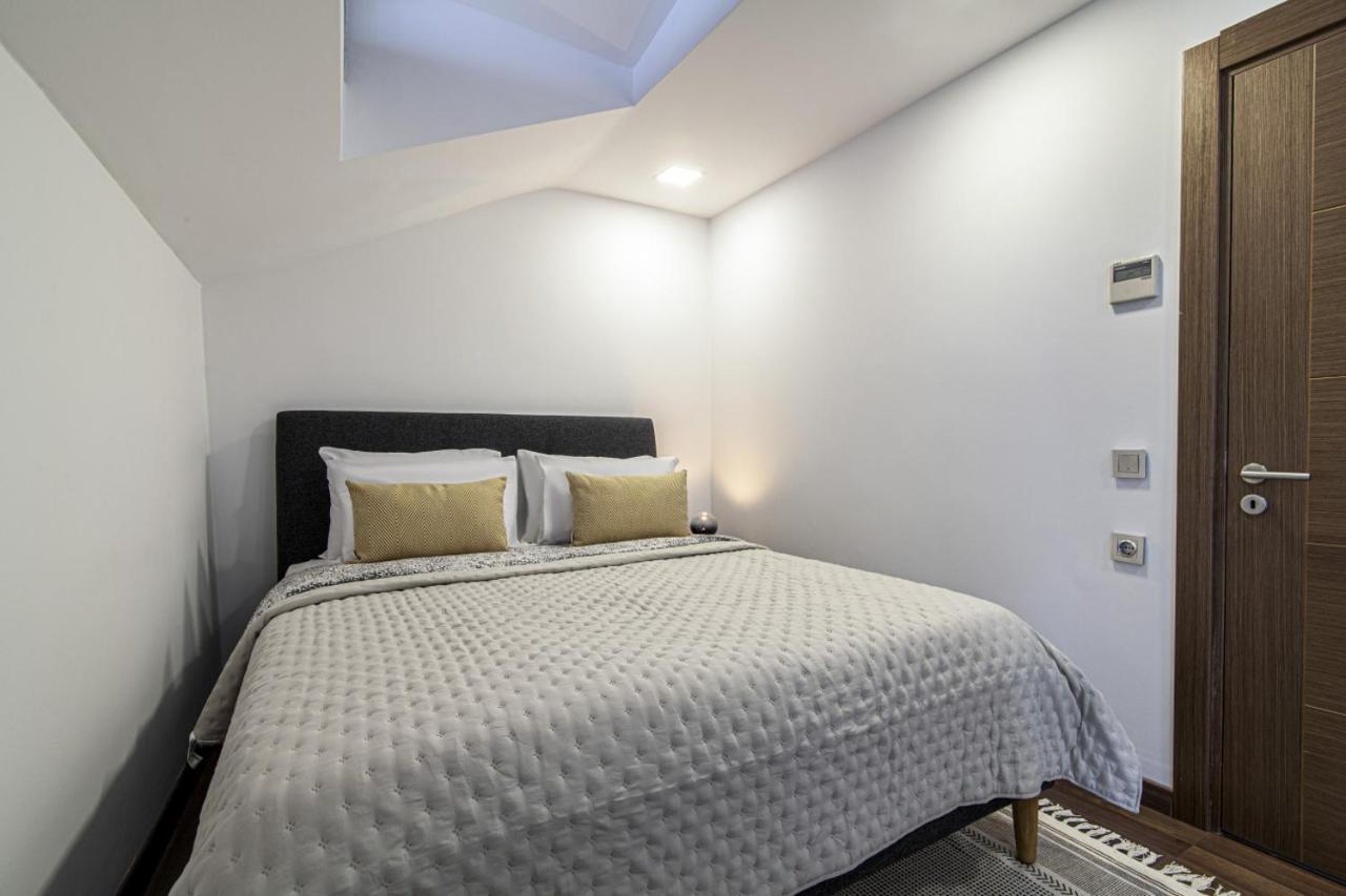 Sleek Residence Flat With Great Location In Sisli Истанбул Екстериор снимка